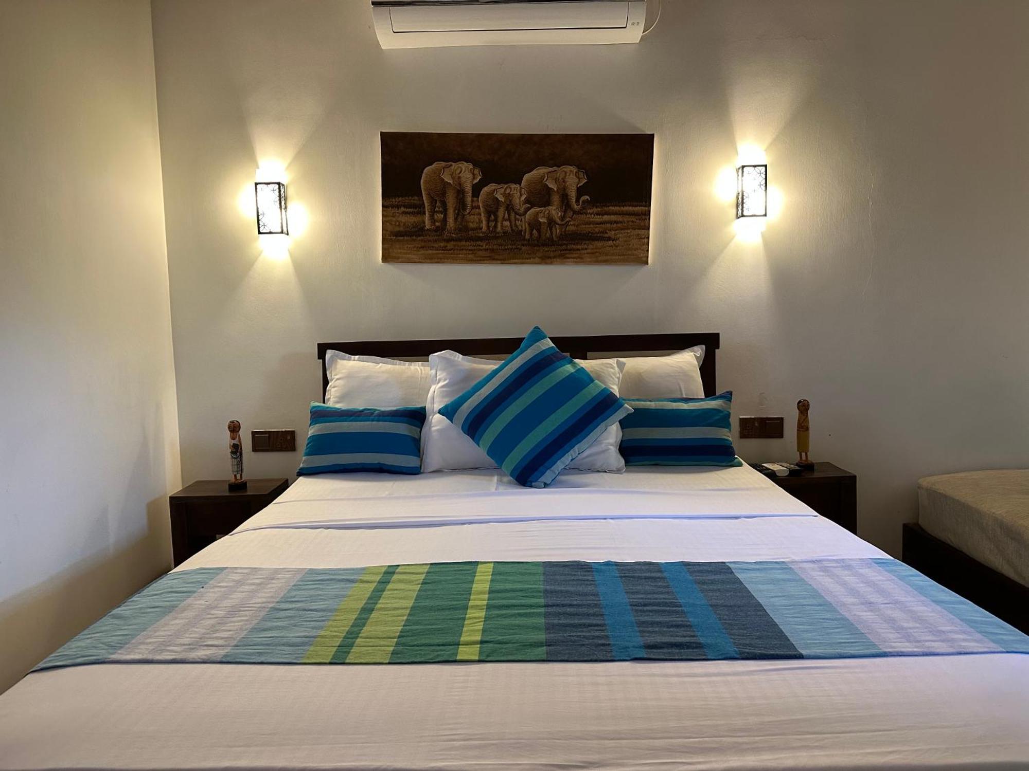 Ranakeliya Lodge - ยาลา ภายนอก รูปภาพ
